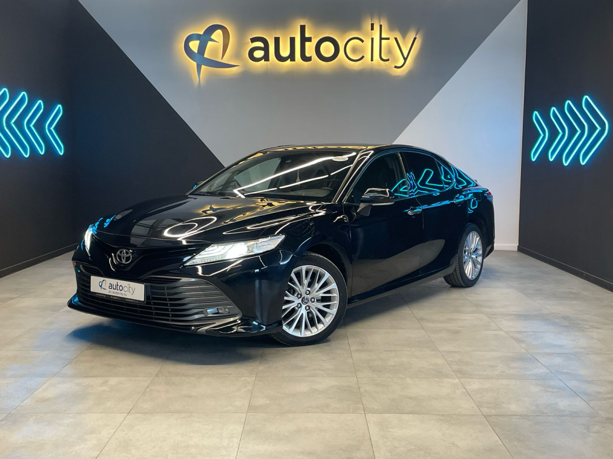 Авто Toyota CAMRY 2018 с пробегом 200 000 км, Новосибирск